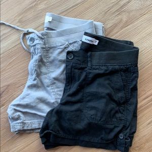 Woman’s linen shorts